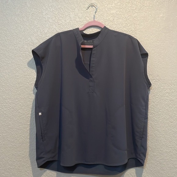 Figs Dark Harbor (Dark Navy Gray) Oversized top. - Picture 1 of 8